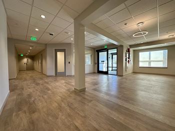 Lobby/game room
